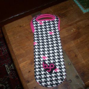 BYO by Built Bottle Bag 750ml 1 Liter Wine Black Pink White Neoprene Insulated